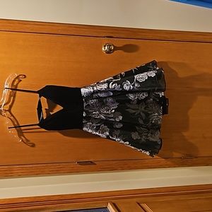 JVN by Jovani, formal or homecoming dress, black and silver, size 2